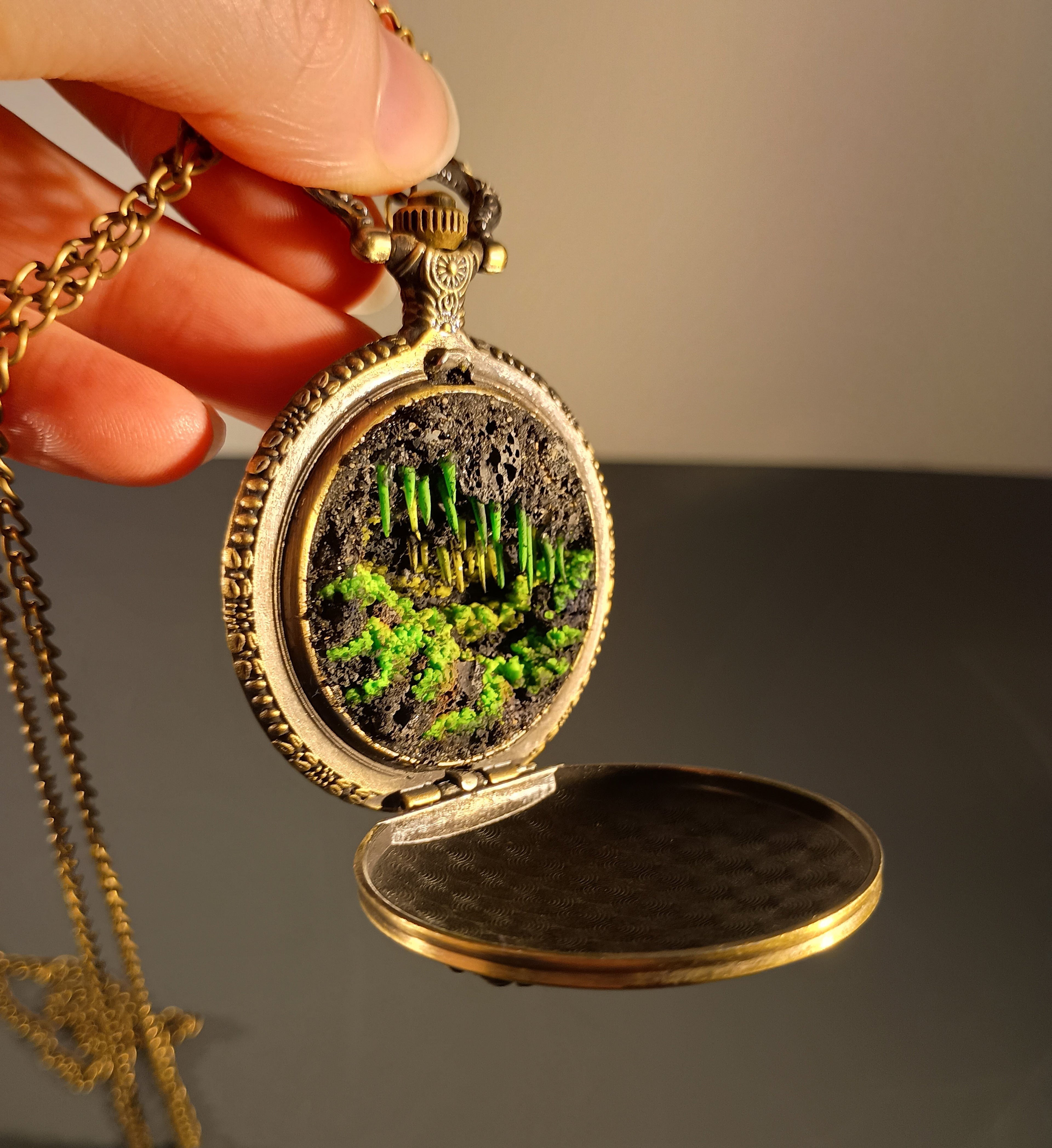 Mossy Grotto - Pocket Watch