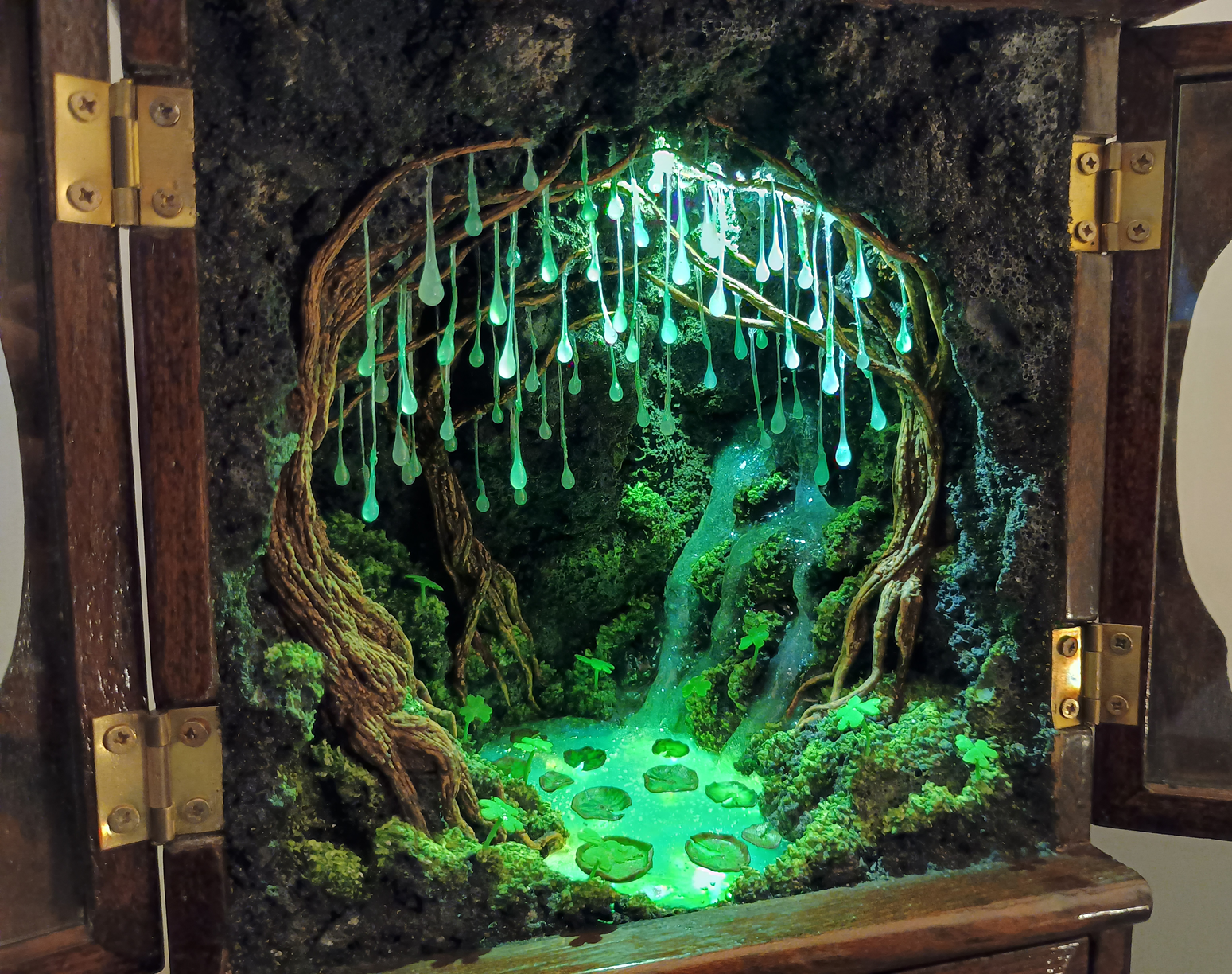 Glimmering Glade - Music Box