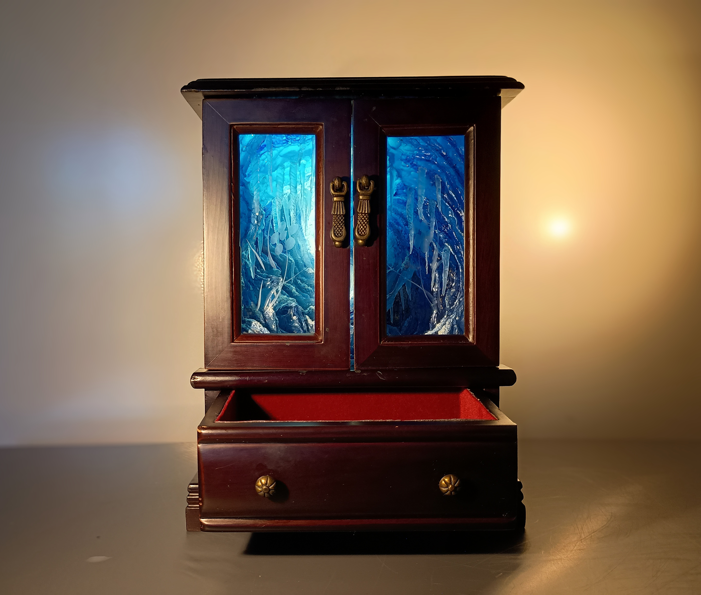 Frozen Hollow - Jewelry Box